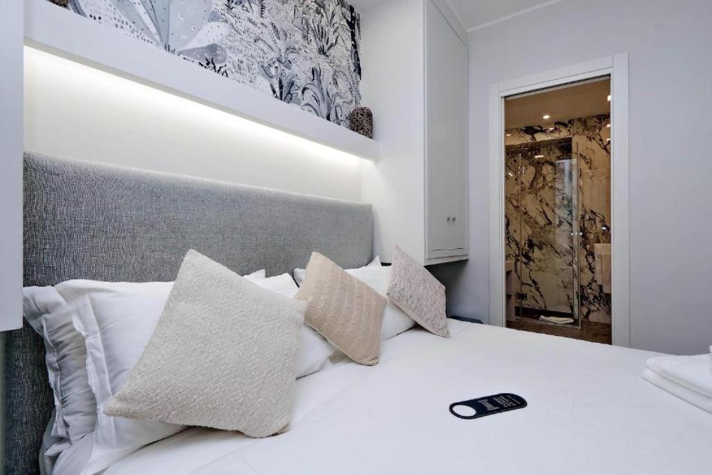 Boutique Suites Della Croce Rome Exterior photo